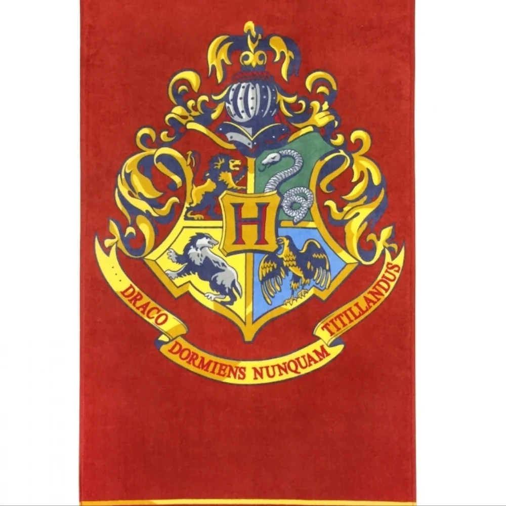 Harry Potter Gryffindor Crest Beach Towel - Multicolor